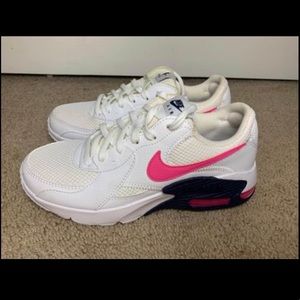 Women’s Nike Air Size 6.5 Sneakers